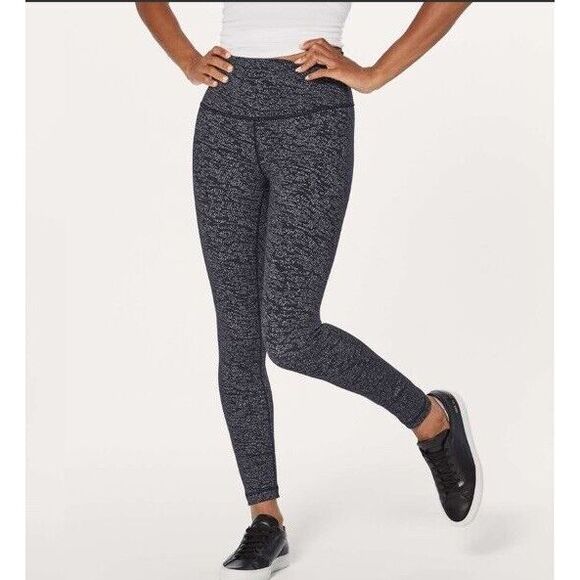 Lululemon Size 6 Wunder Under High Rise 7/8 Tight 25"‎ Black Frayed Camo Luon - Picture 1 of 11